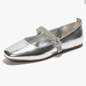 Tammy Cape Robbin Silver moccasin Flats Comfortable Rhinestone Dressy Shoes 10